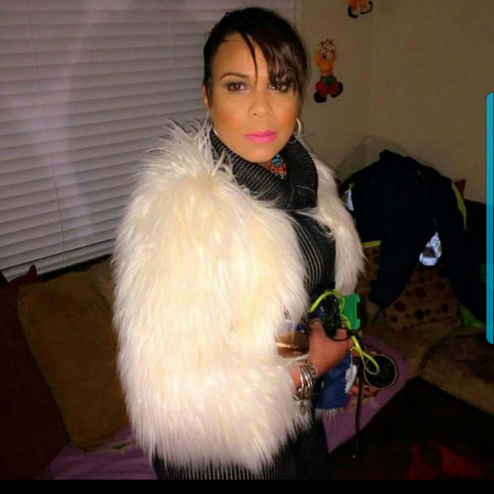 Meet your Posher, Shelby